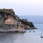 Nikolakis Kofineta *