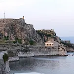 Nikolakis Kofineta *